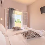 Relax Corfu Roda (Corfu)