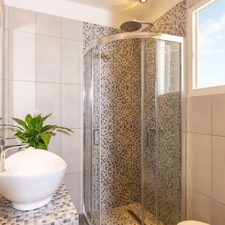 Relax Corfu * روذا