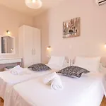 Relax Corfu Feriehus